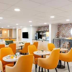 Residhome Aeroport Aparthotel